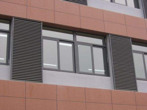 北京小区百叶窗安装